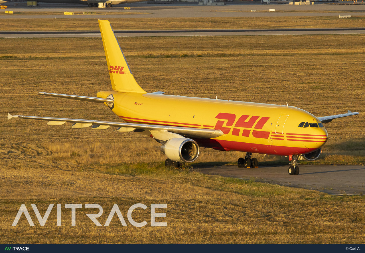 D-AEAH, Airbus A300B4-622R(F), photographed by Carl A.