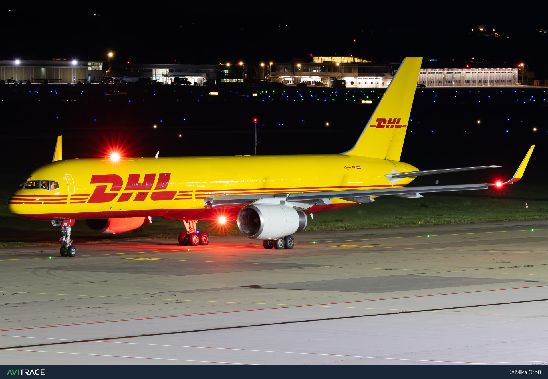 OE-LNK, Boeing 757-223(PCF), photographed by Mika Groß