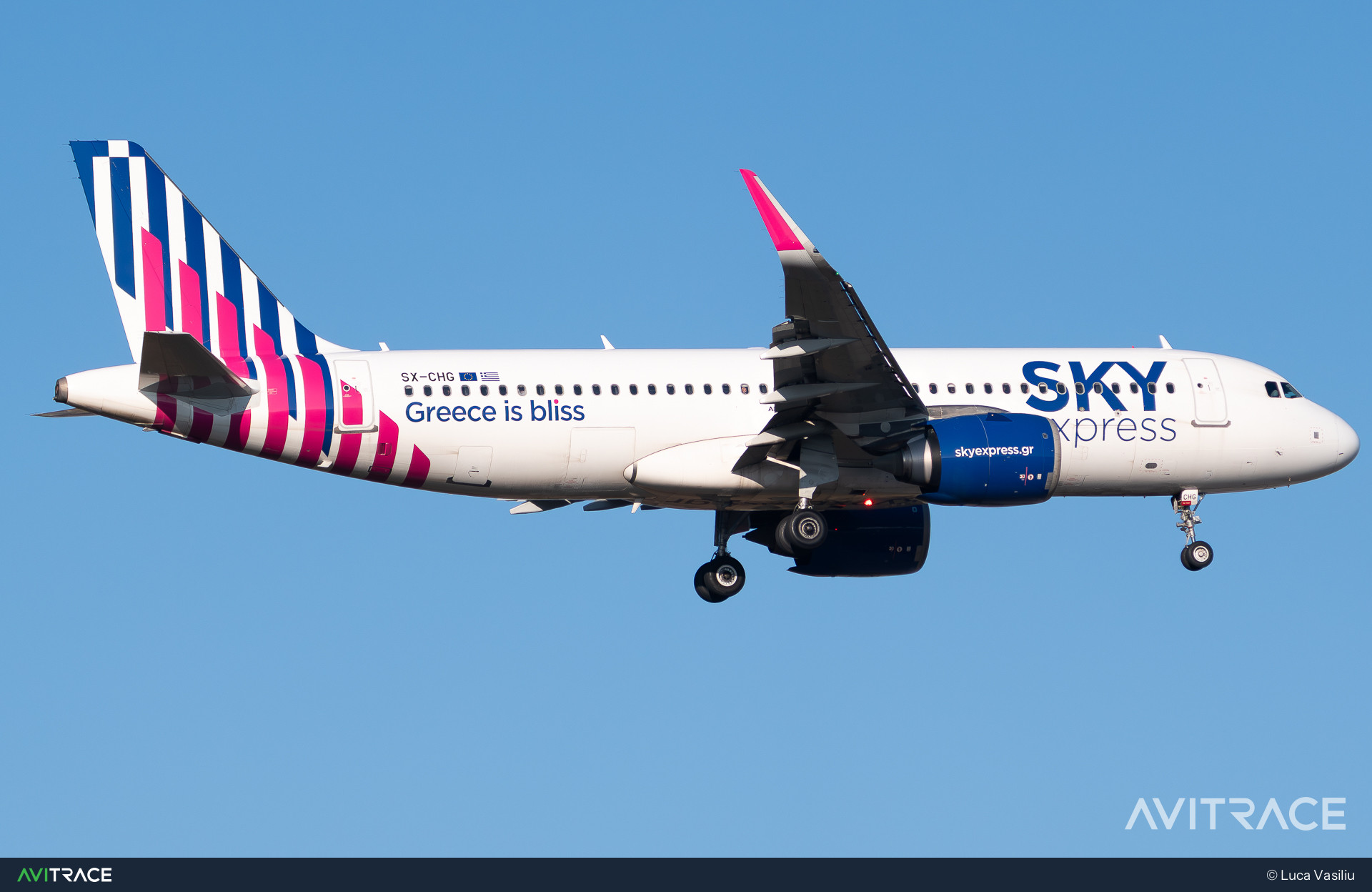 SX-CHG, Airbus A320-251N, photographed by Luca Vasiliu