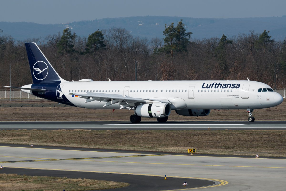 D-AIDE, Airbus A321-231, photographed by Consti44