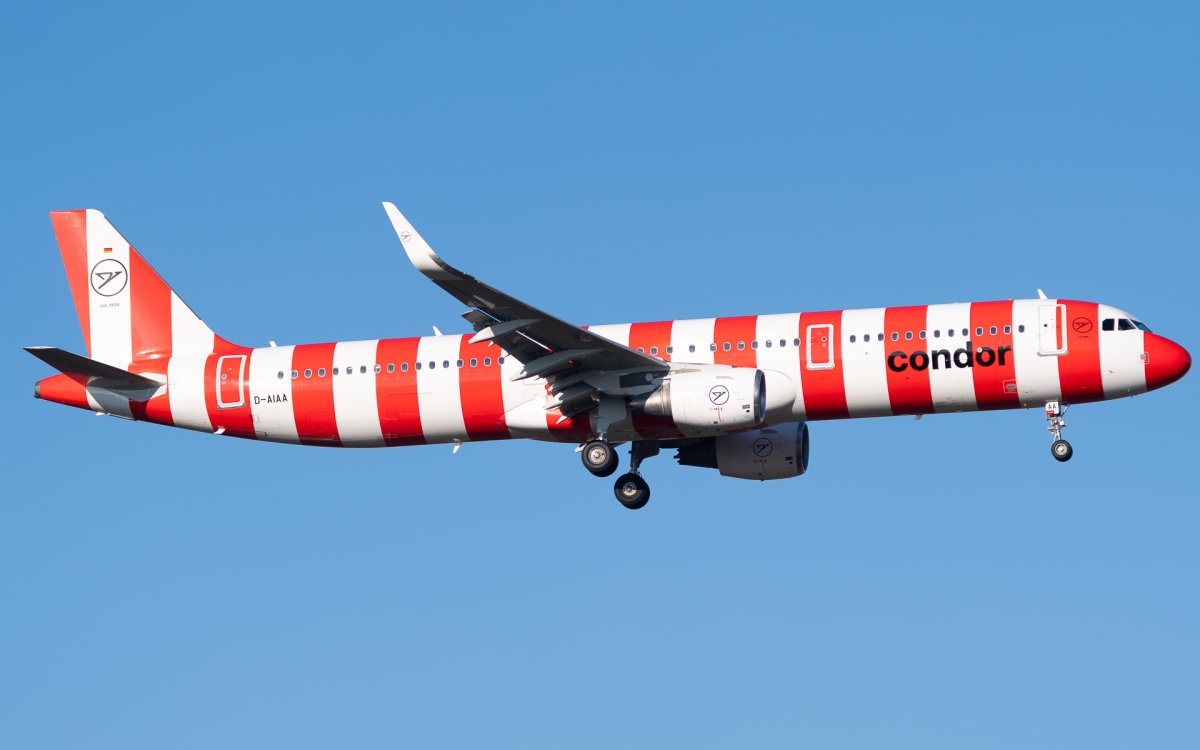 D-AIAA, Airbus A321-211, photographed by Luca Vasiliu