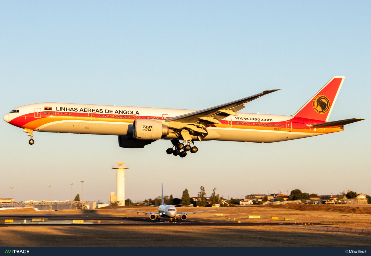 D2-TEI, Boeing 777-3M2(ER), photographed by Mika Groß