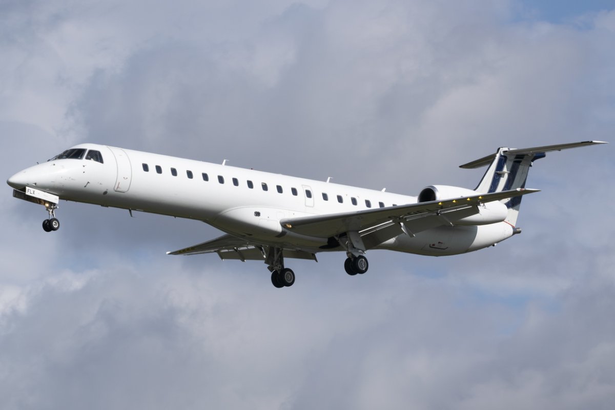 Serial 145588, ERJ-145, photographed by Luke Tuffs