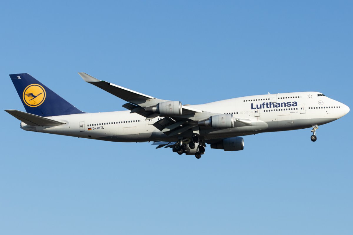 D-ABTL, Boeing 747-430, photographed by JonasAv
