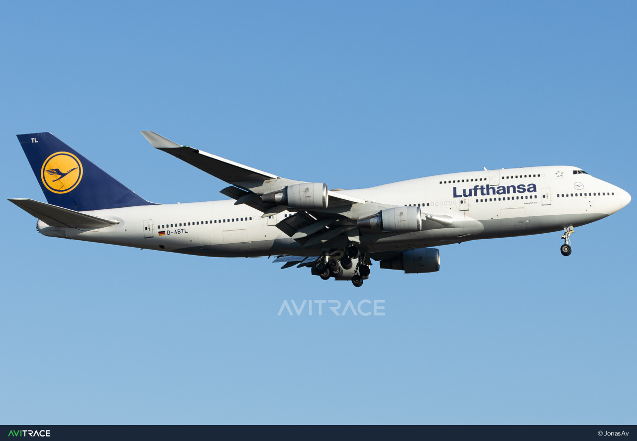 D-ABTL, Boeing 747-430, photographed by JonasAv