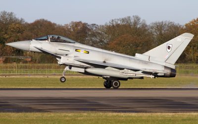 ZJ914, photographed by Chris Lofting
