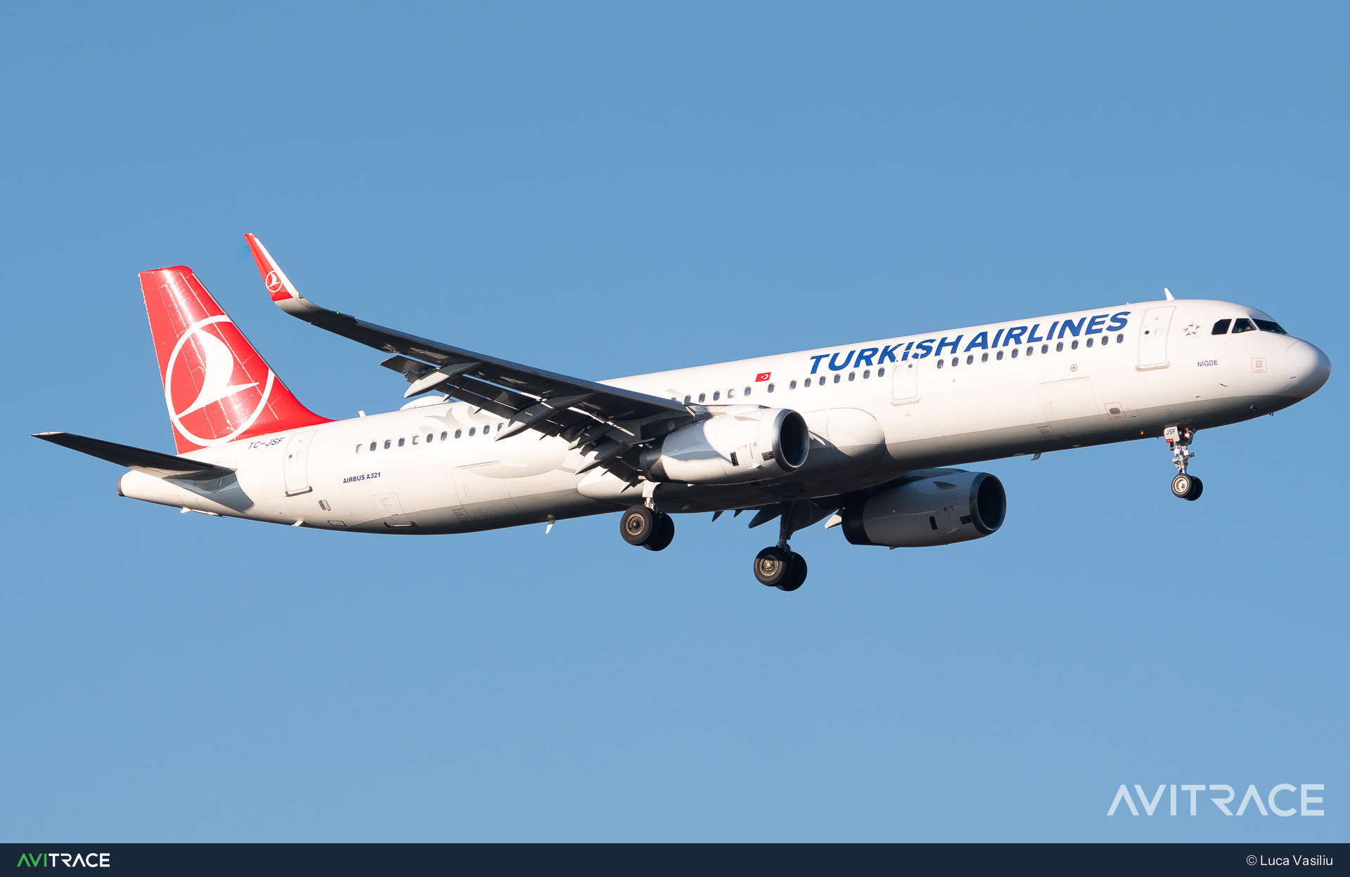 TC-JSF, Airbus A321-231, photographed by Luca Vasiliu