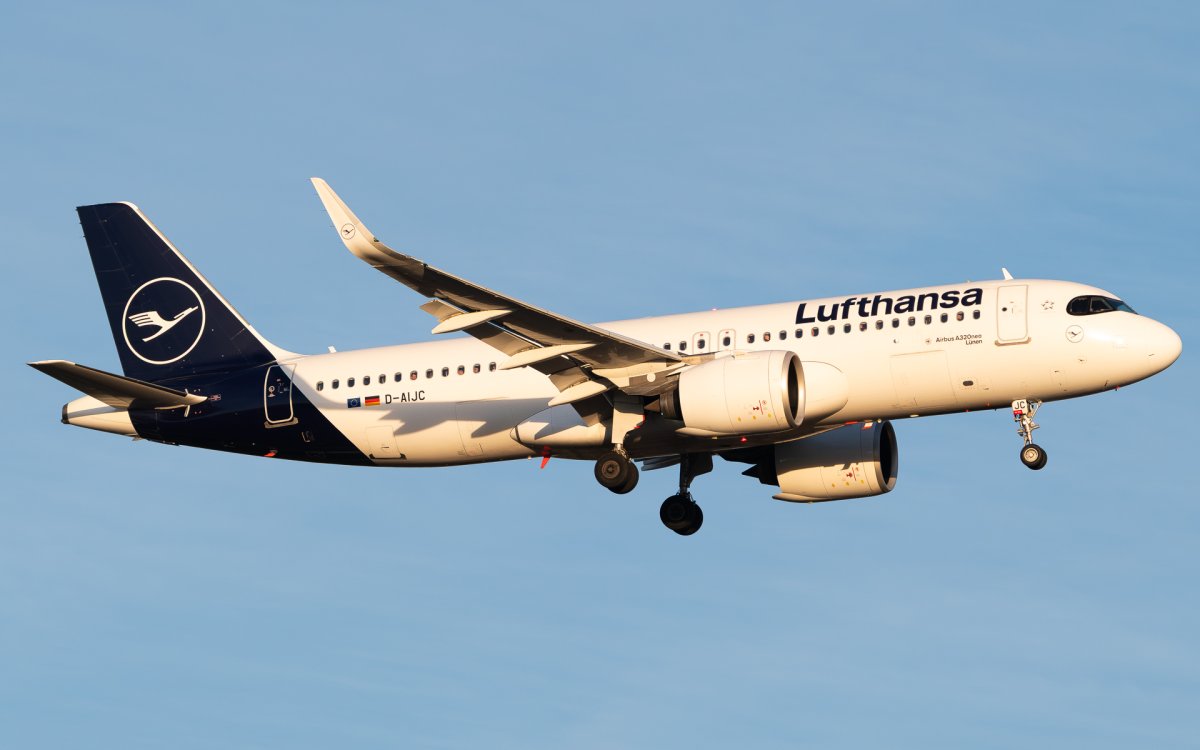 D-AIJC, Airbus A320-271N, photographed by Luca Vasiliu