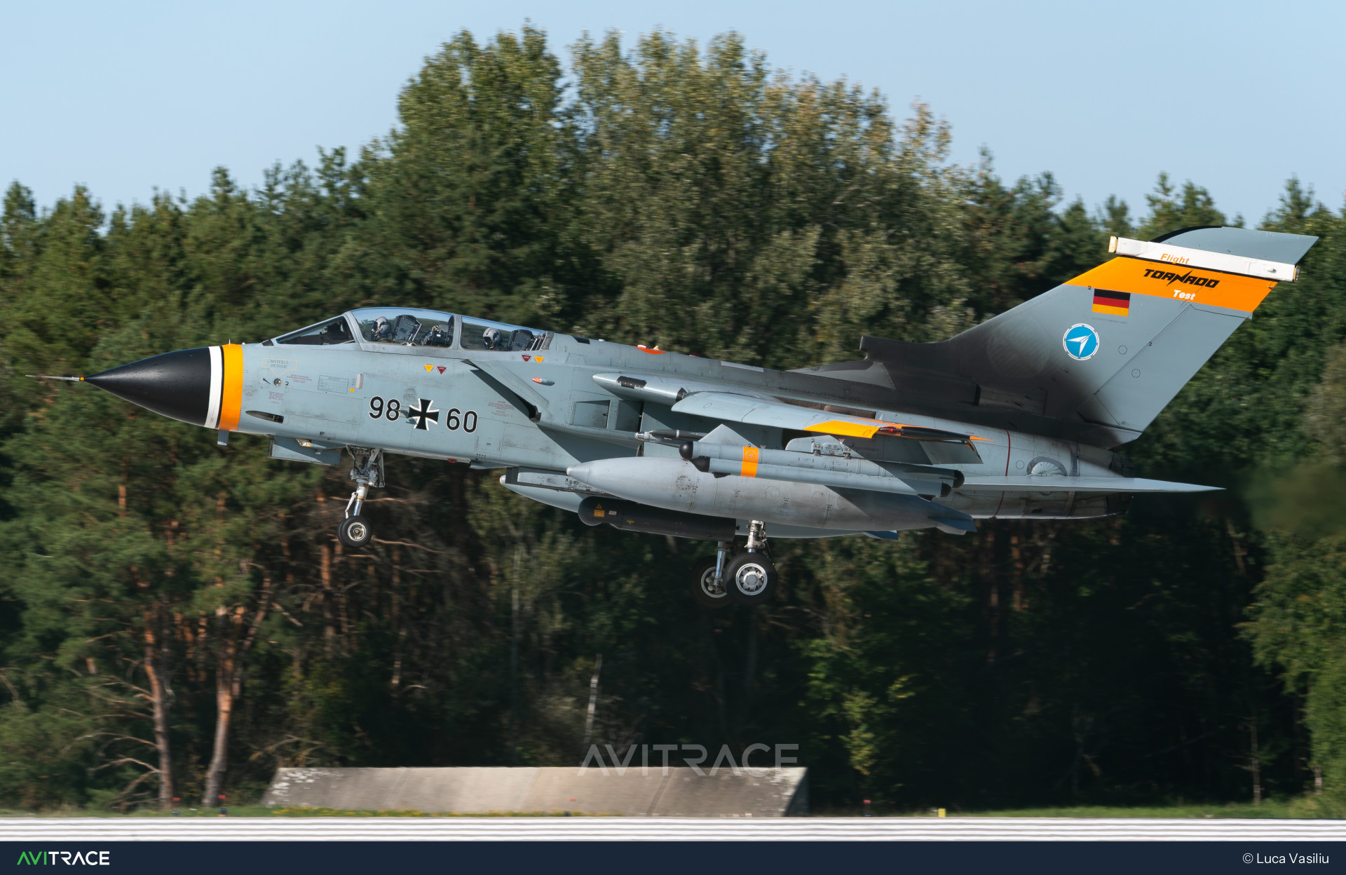 98+60, Panavia Tornado IDS, photographed by Luca Vasiliu