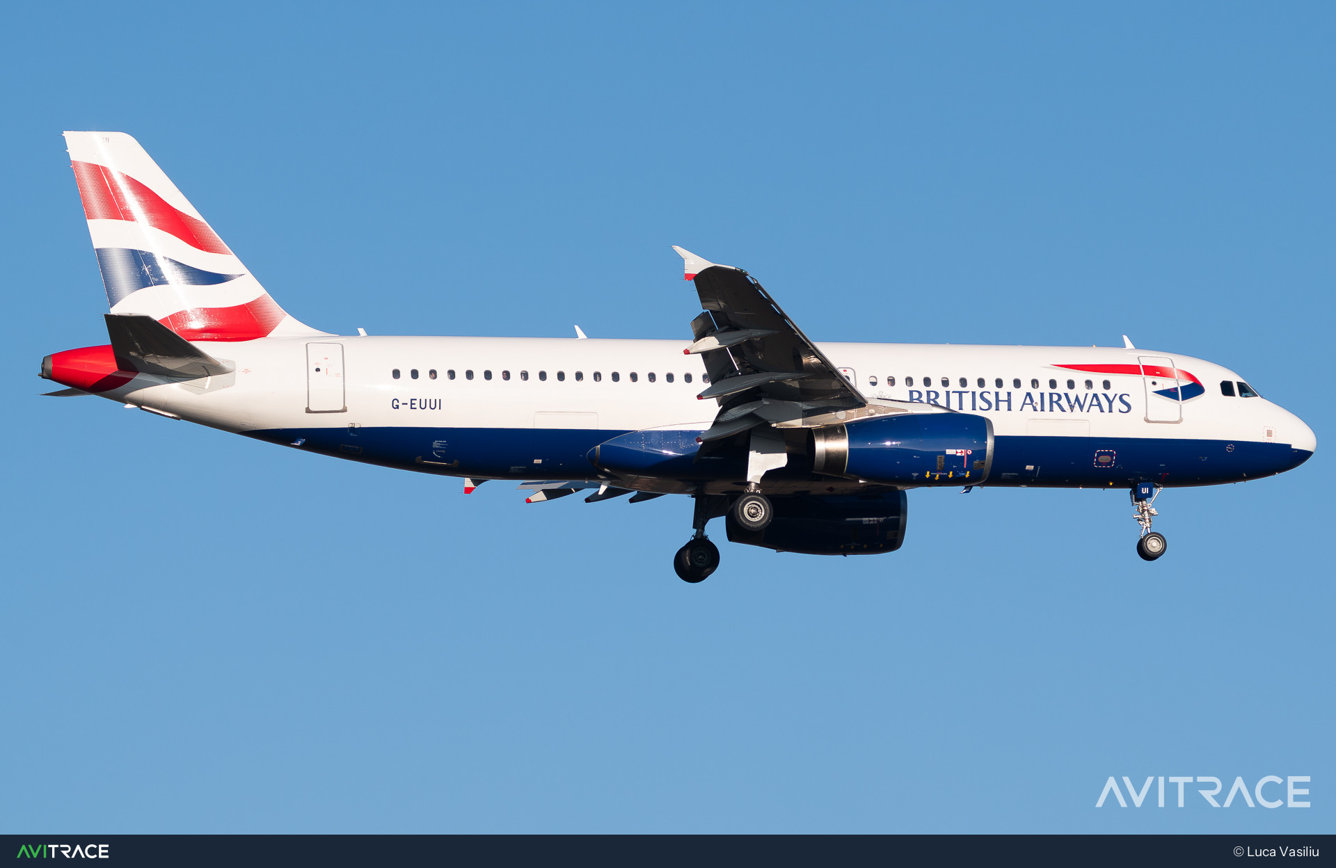 G-EUUI, Airbus A320-232, photographed by Luca Vasiliu