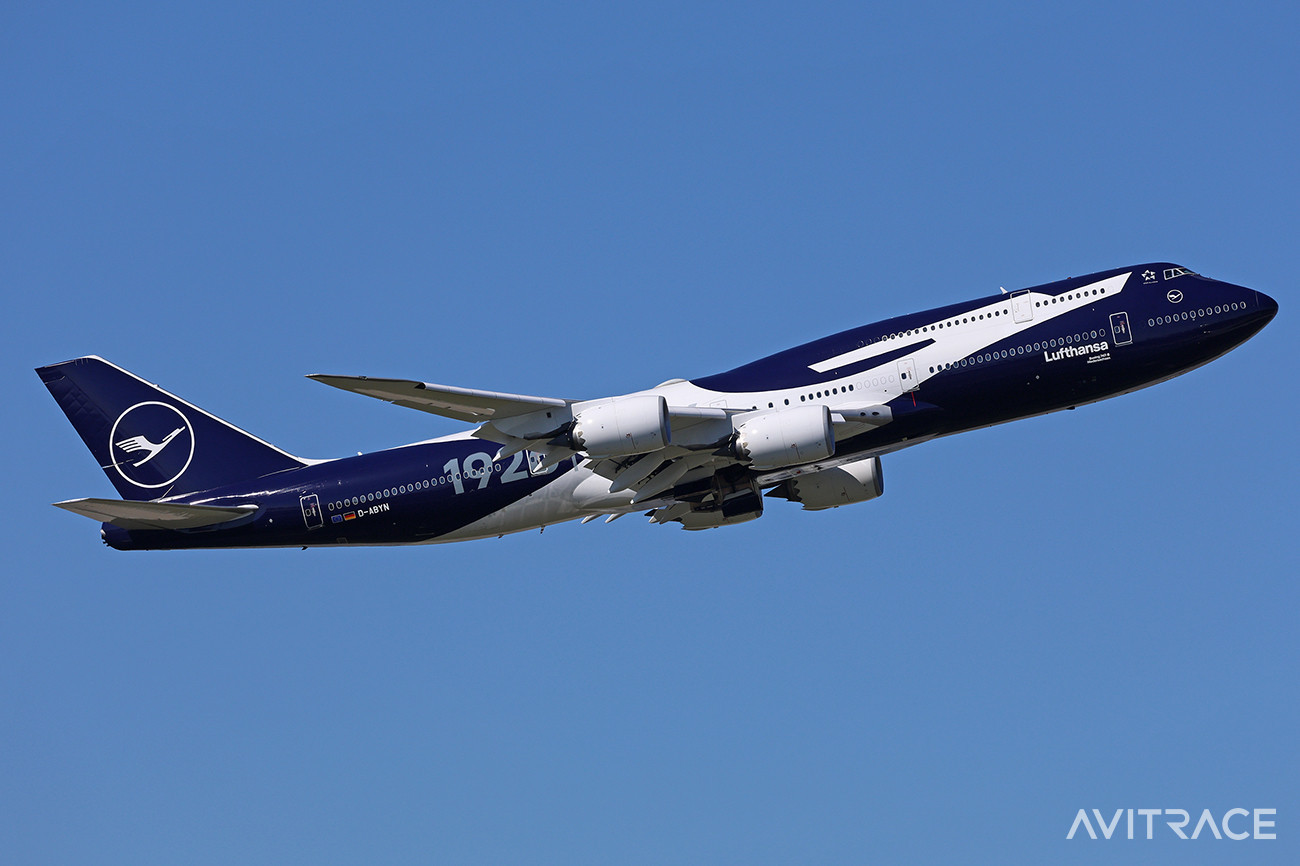 D-ABYN, Boeing 747-830, photographed by Marco