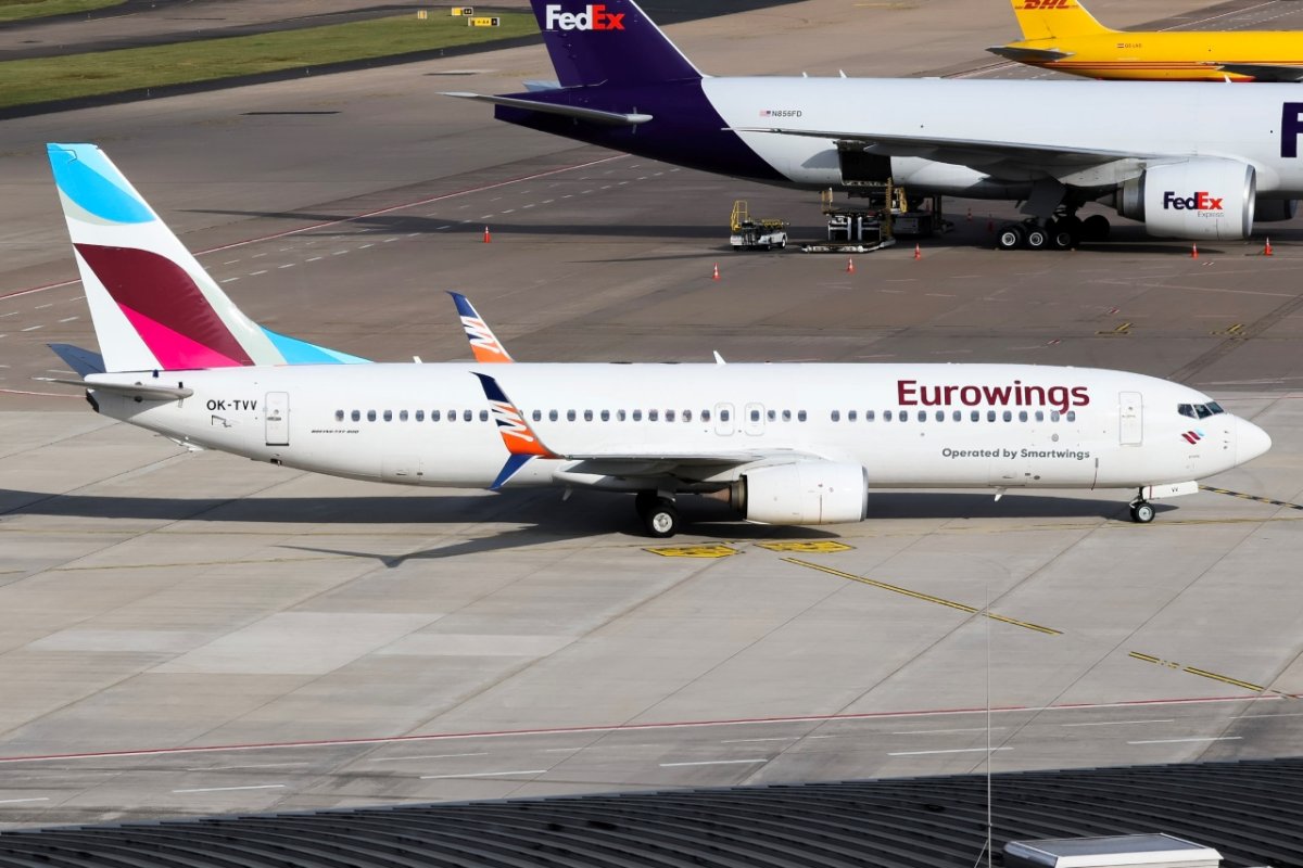 OK-TVV, 737-86N, photographed by Wutz