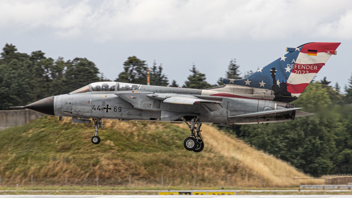 46+69, Panavia Tornado IDS, photographed by Spotter.finn_09