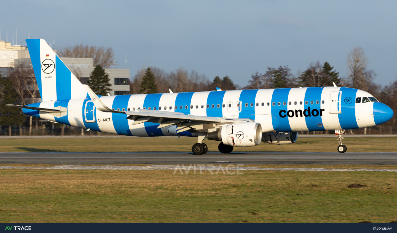 D-AICT, Airbus A320-200, photographed by JonasAv