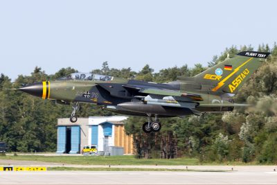 98-79, photographed by Mika Groß