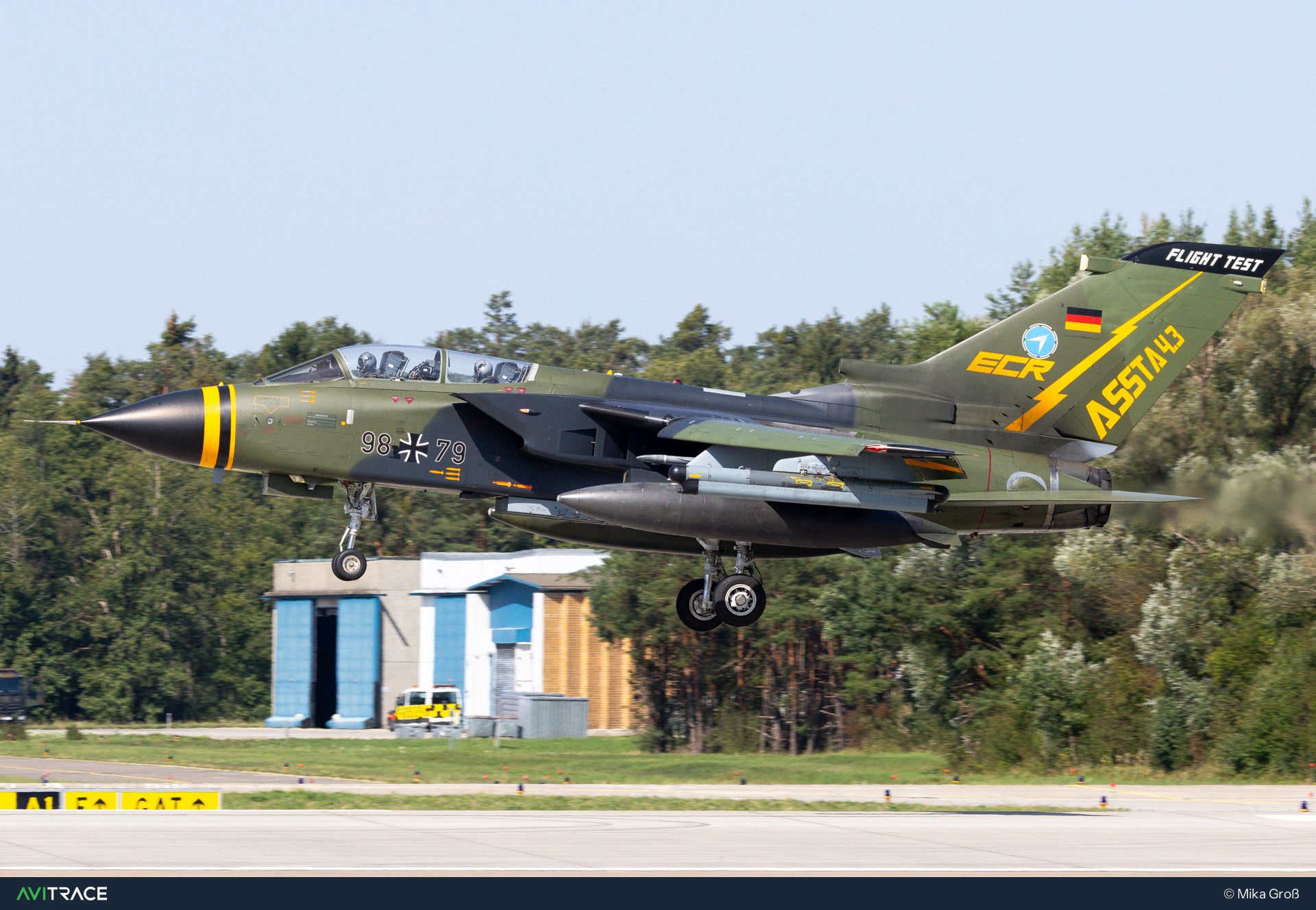98-79, Panavia Tornado ECR, photographed by Mika Groß