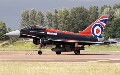 ZJ914, photographed by Chris Lofting