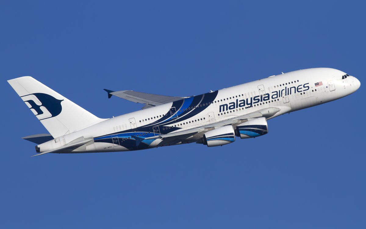 9M-MNA, A380, photographed by Chris Lofting