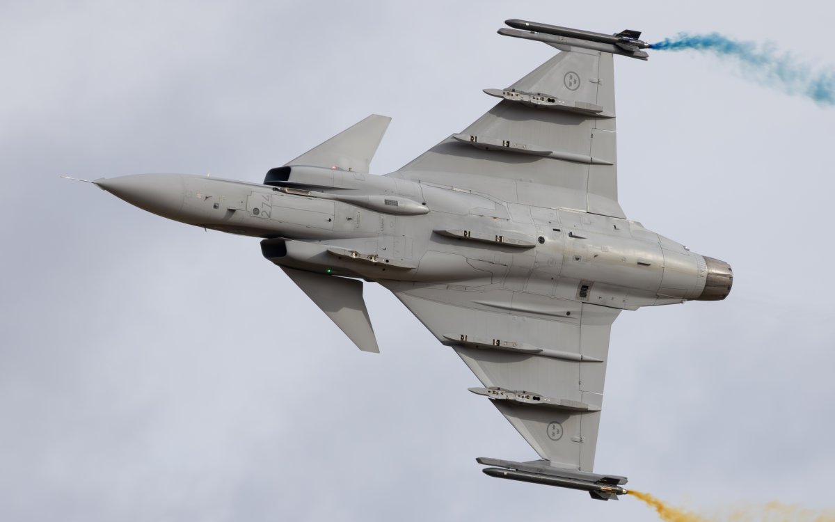 39274, Saab JAS-39C Gripen, photographed by Spotter.finn_09