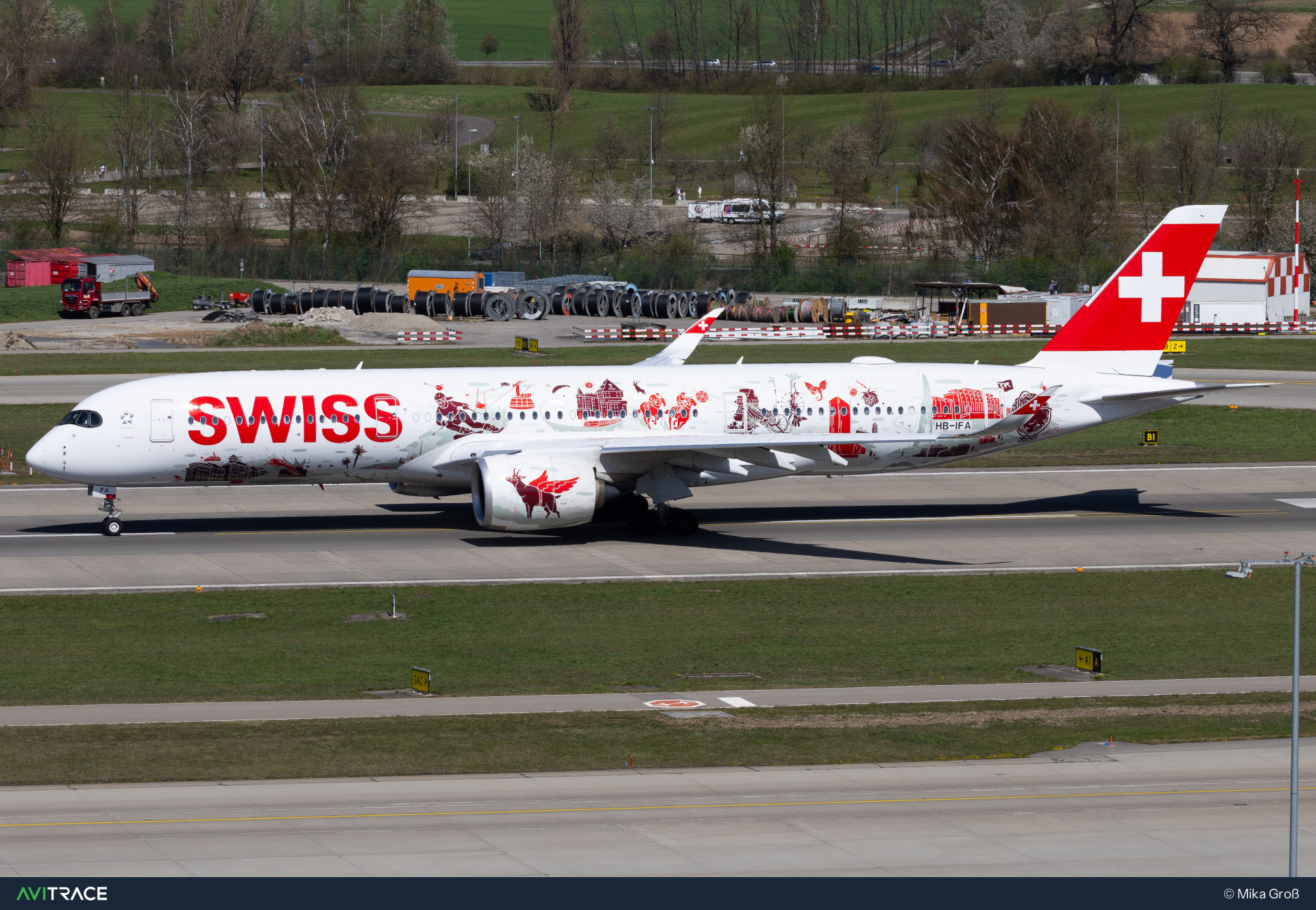 HB-IFA, Airbus A350-941, photographed by Mika Groß