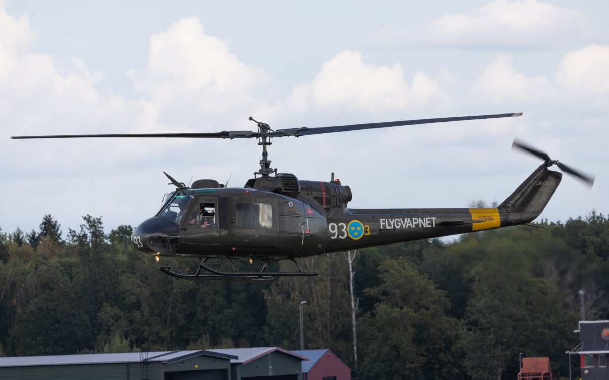 LN-OUS, Bell UH-1E Iroquois, photographed by Spotter.finn_09