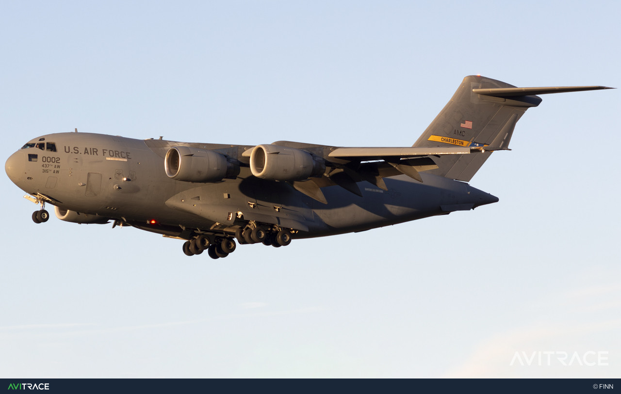96-0002, C17A Globemaster III, photographed by FINN