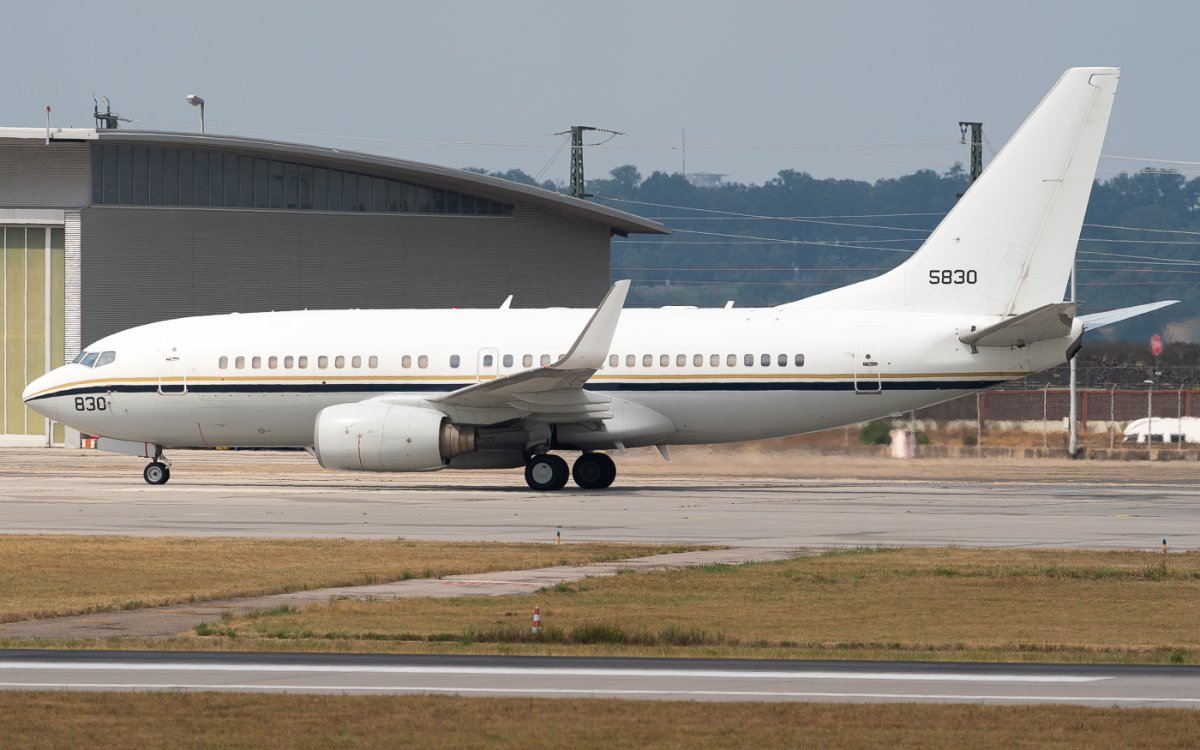 165830, Boeing C-40A Clipper, photographed by Luca Vasiliu